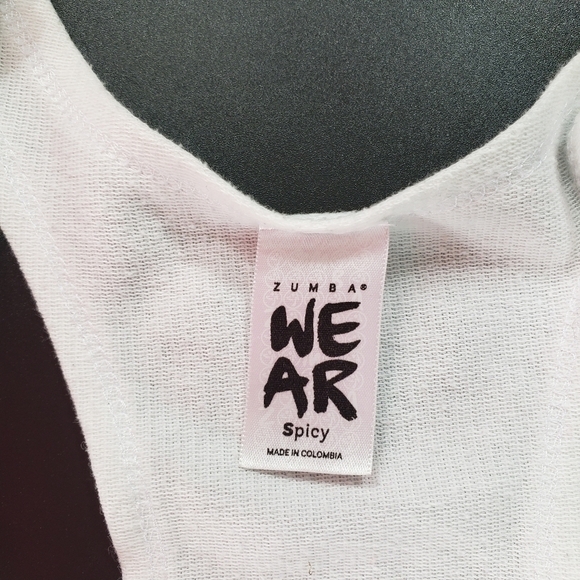 Zumba Biting Lip Tank Top Size Small - Picture 3 of 5